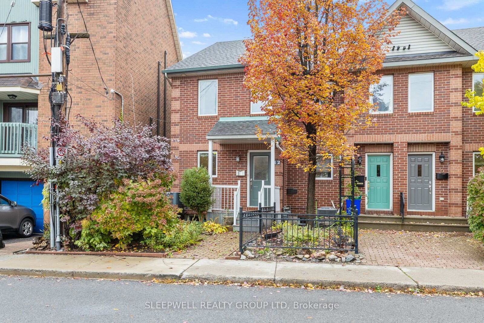 Property Photo:  12 Maclean Street  ON K1S 3E9 