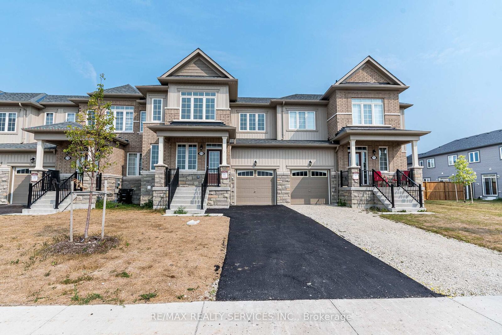 Property Photo:  73 Central Square Boulevard  ON L9Z 0L9 