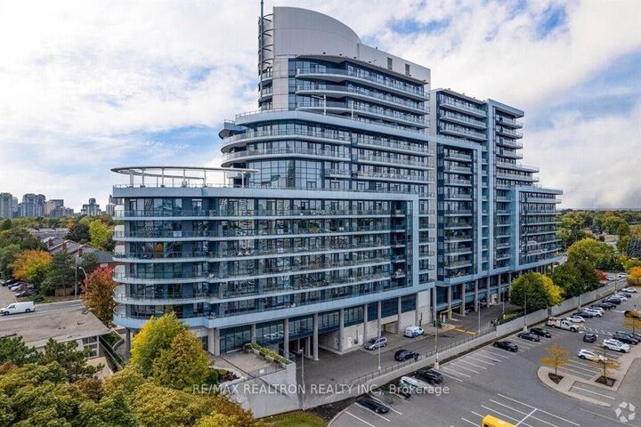 Property Photo:  2885 Bayview Avenue 1111  ON M2K 0A3 