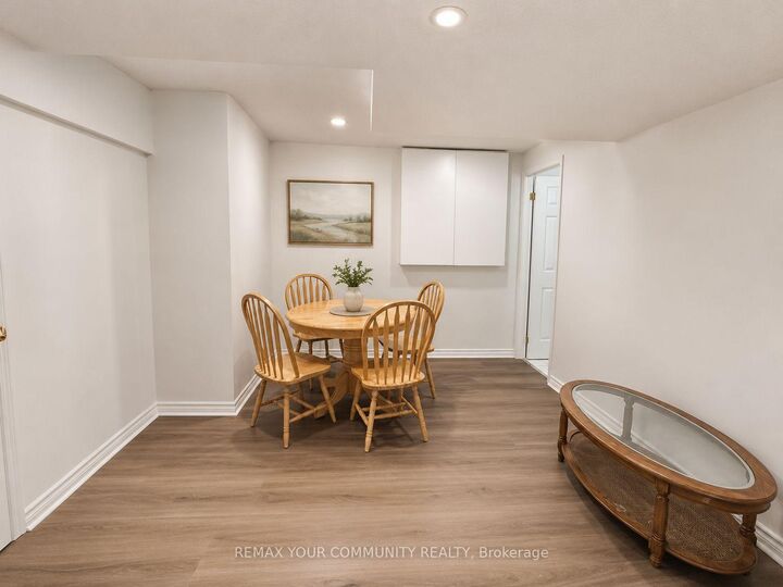 Property Photo:  75 Rembrandt Drive Bsmt  ON L3R 4W6 