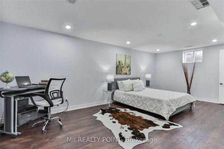 Property Photo:  90 Malvern Street Basement  ON M1B 2V4 