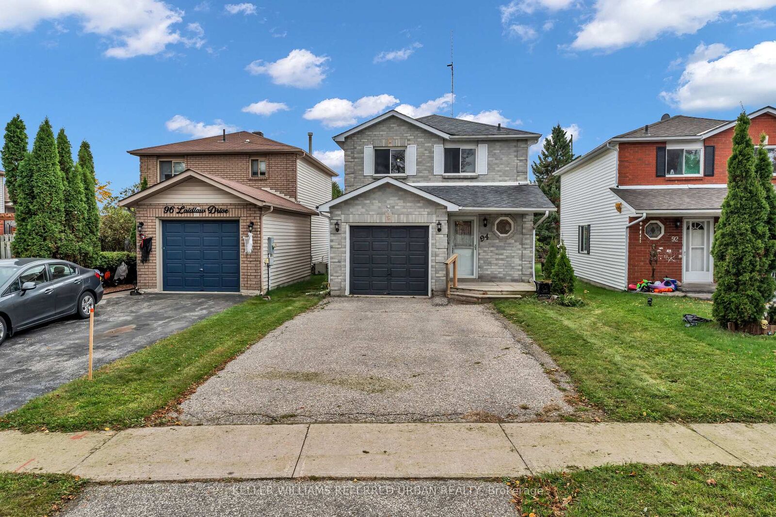 Property Photo:  94 Laidlaw Drive  ON L4N 7S2 