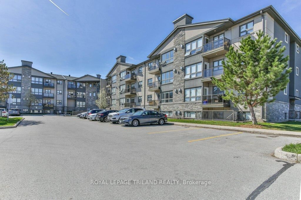 Photo de la propriété:  5 Jacksway Crescent 104  ON N5X 3T6 
