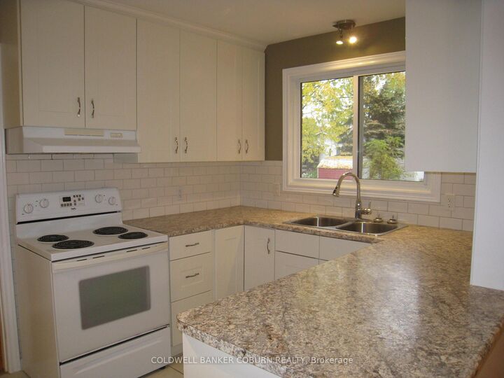 Property Photo:  304 George Street E  ON K0G 1J0 