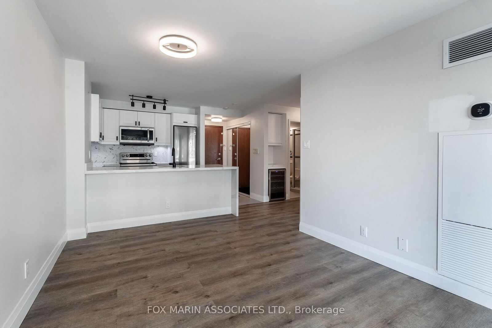 Property Photo:  10 Yonge Street 504  ON M5E 1R4 