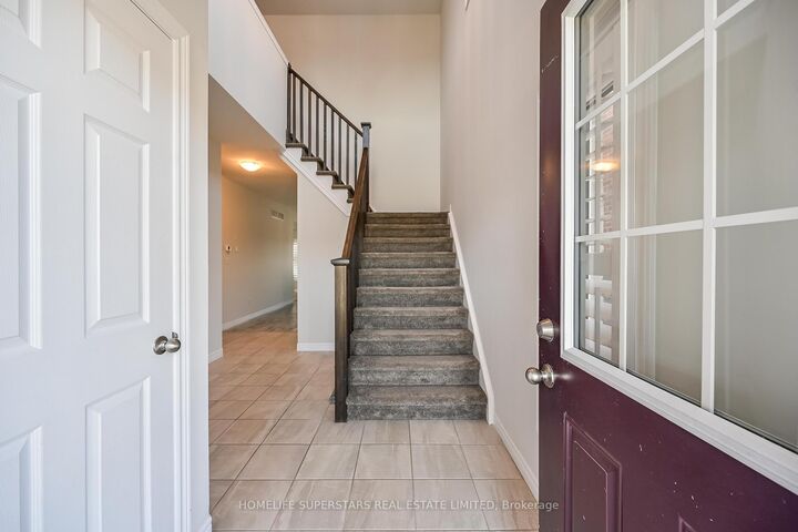 Property Photo:  29 Newstead Road  ON N3L 0G2 