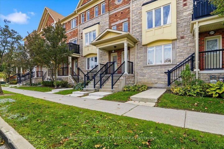 Property Photo:  2237 Bur Oak Avenue 82  ON L6E 0C2 
