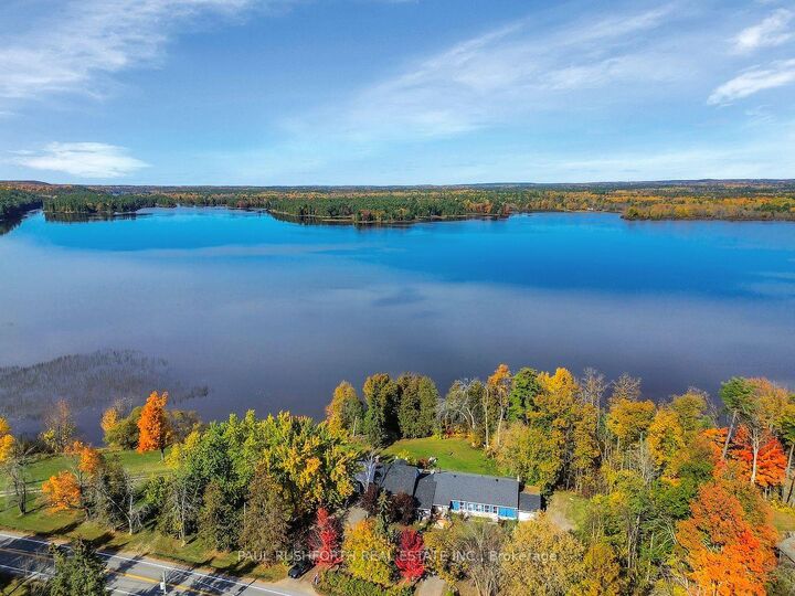 Photo de la propriété:  4494 River Road  ON K7V 3Z8 