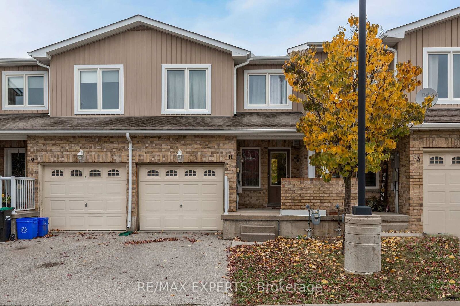 Property Photo:  75 Prince William Way 11  ON L4N 0Y9 