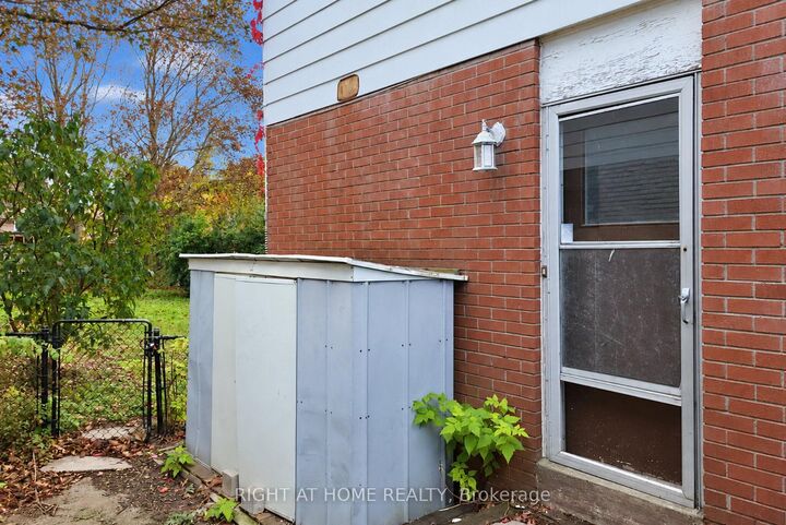 Property Photo:  171 Quetico Court  ON L1J 1E7 