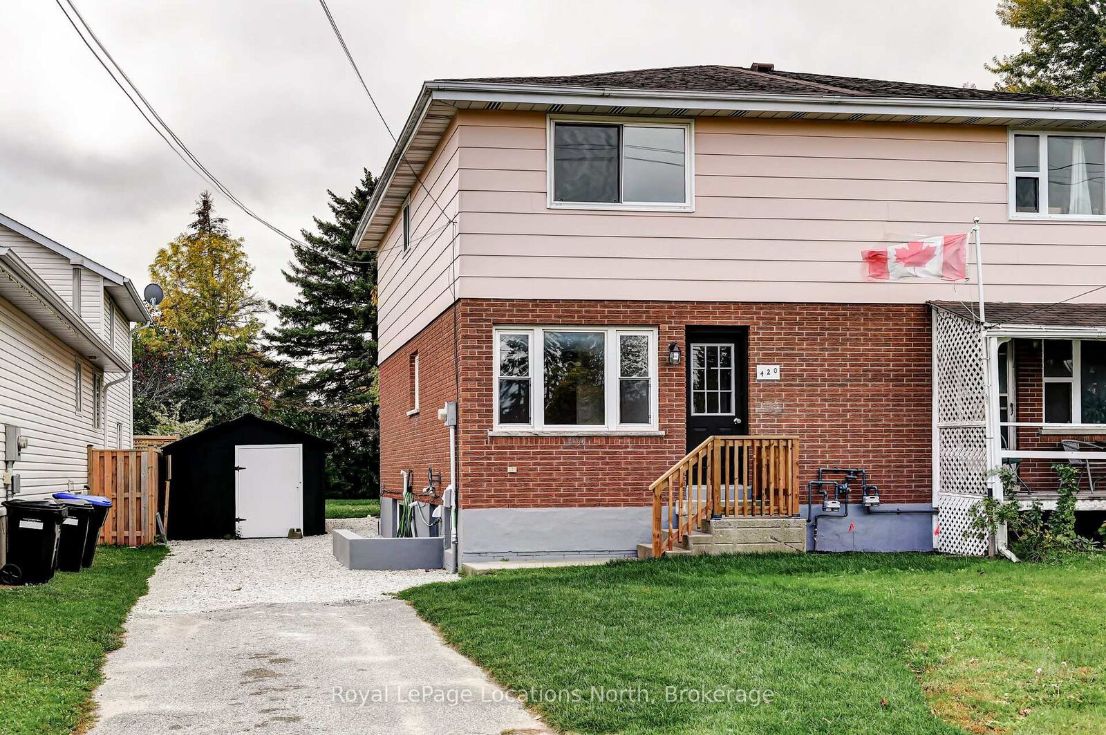 Property Photo:  420 Sixth Street  ON L9Y 1Z7 