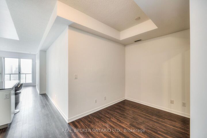 Property Photo:  51 East Liberty Street 1809  ON M6K 3P8 
