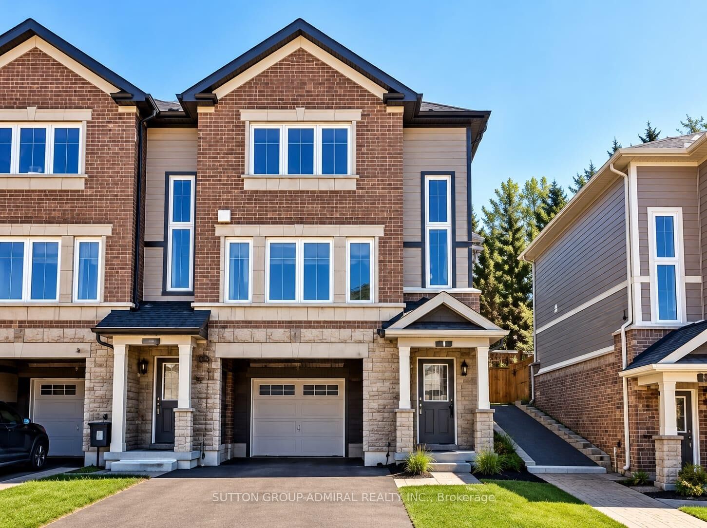 Property Photo:  115 Frank's Way  ON L4N 3J1 