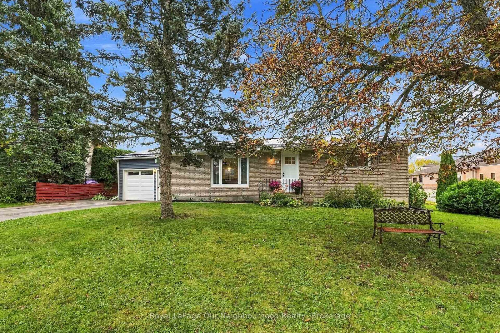 Property Photo:  105 Sanford Street  ON K0K 1H0 