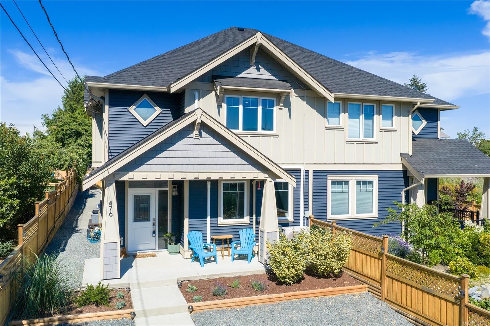 Property Photo:  476 Machleary St  BC V9R 2H2 