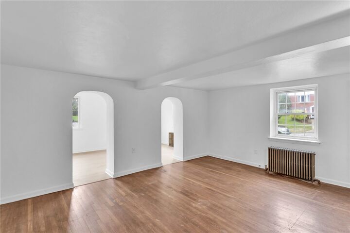 Property Photo:  422 Orchard Dr  PA 15236 