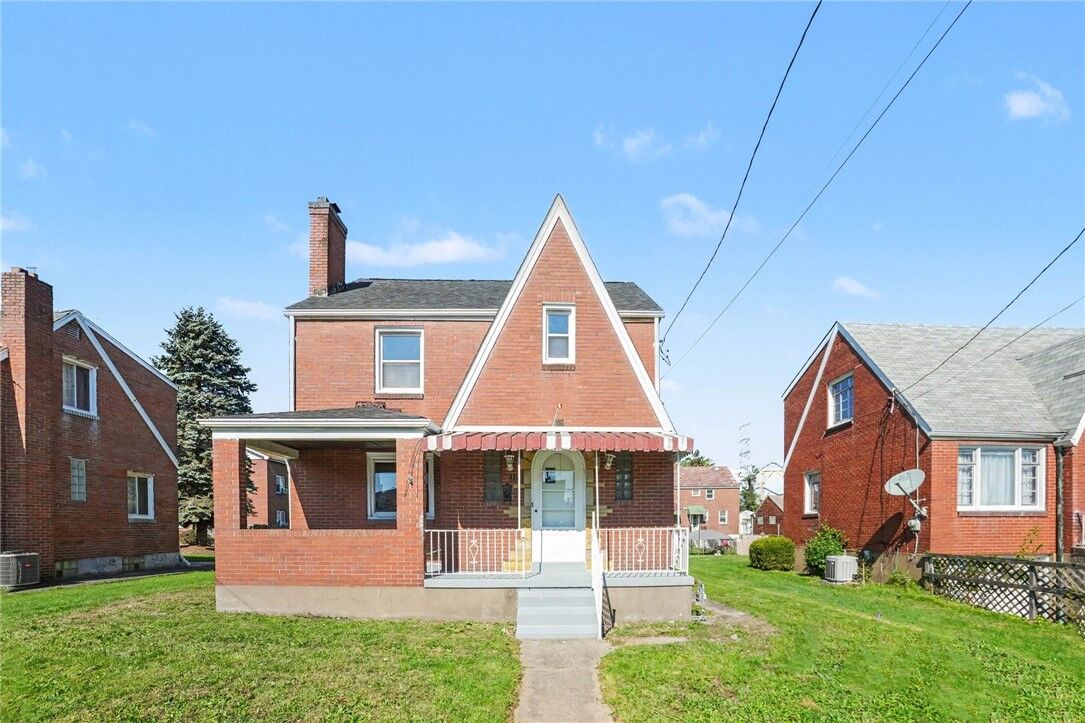 Property Photo:  110 Miller Ave  PA 15110 