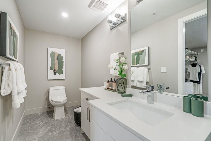 Property Photo:  20449 Park Avenue  BC V3A 4N2 