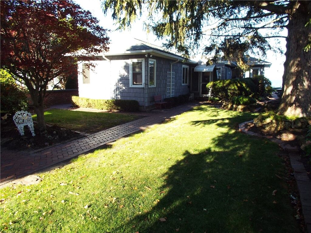 Property Photo:  412 Beach Avenue  NY 14612 