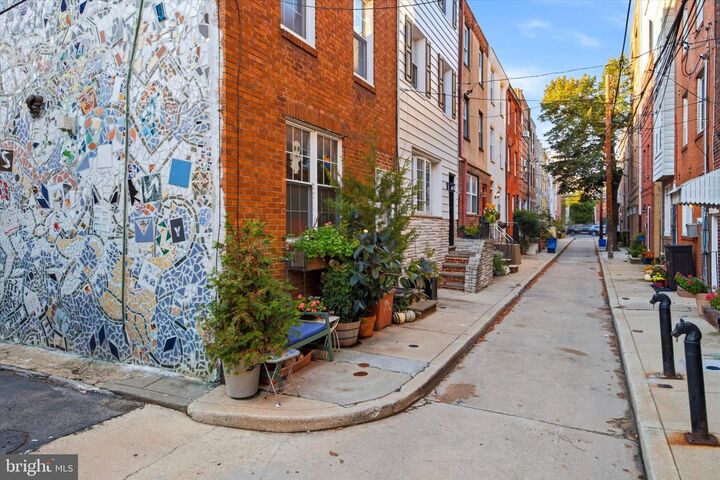 Property Photo:  722 S Mildred Street  PA 19147 