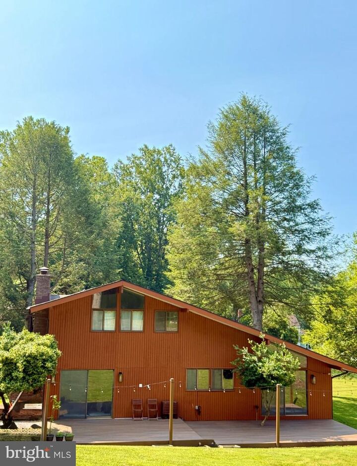 Property Photo:  10838 Braeburn Road  MD 21044 