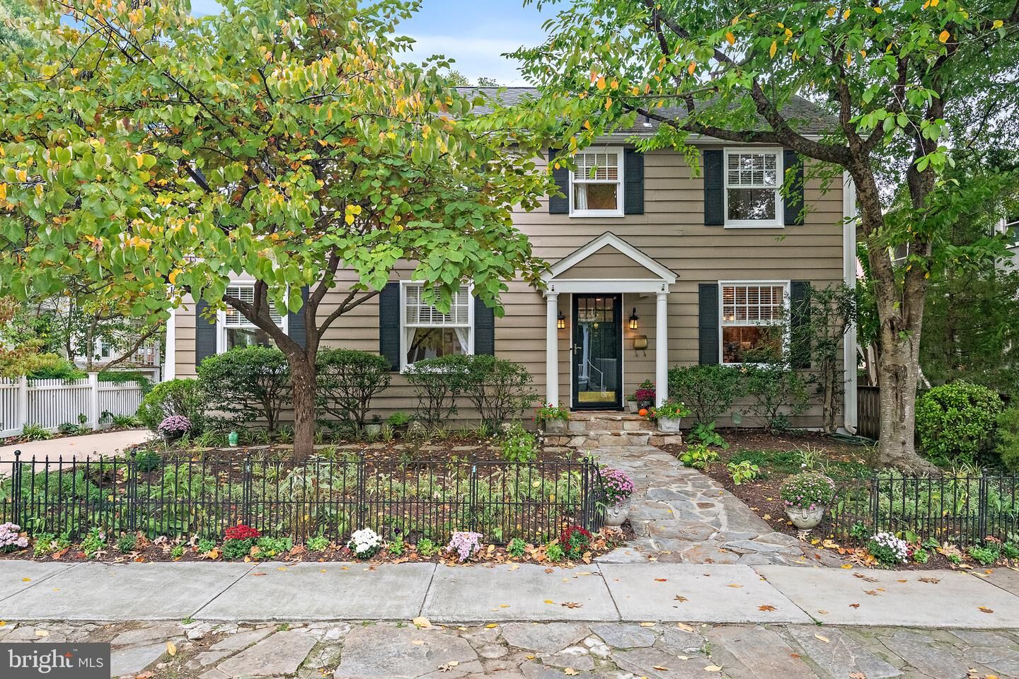Property Photo:  2 Murray Avenue  MD 21401 