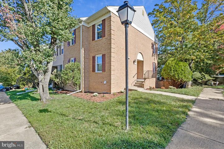 Property Photo:  5919 Ambassador Way  VA 22310 