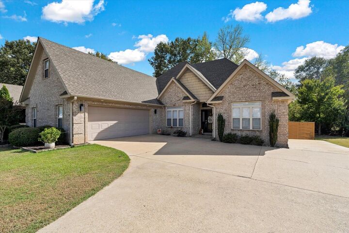 Property Photo:  2003 Jamestown Street  AR 72404 