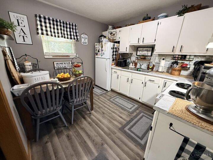 Property Photo:  77 Desales Avenue  OH 45036 