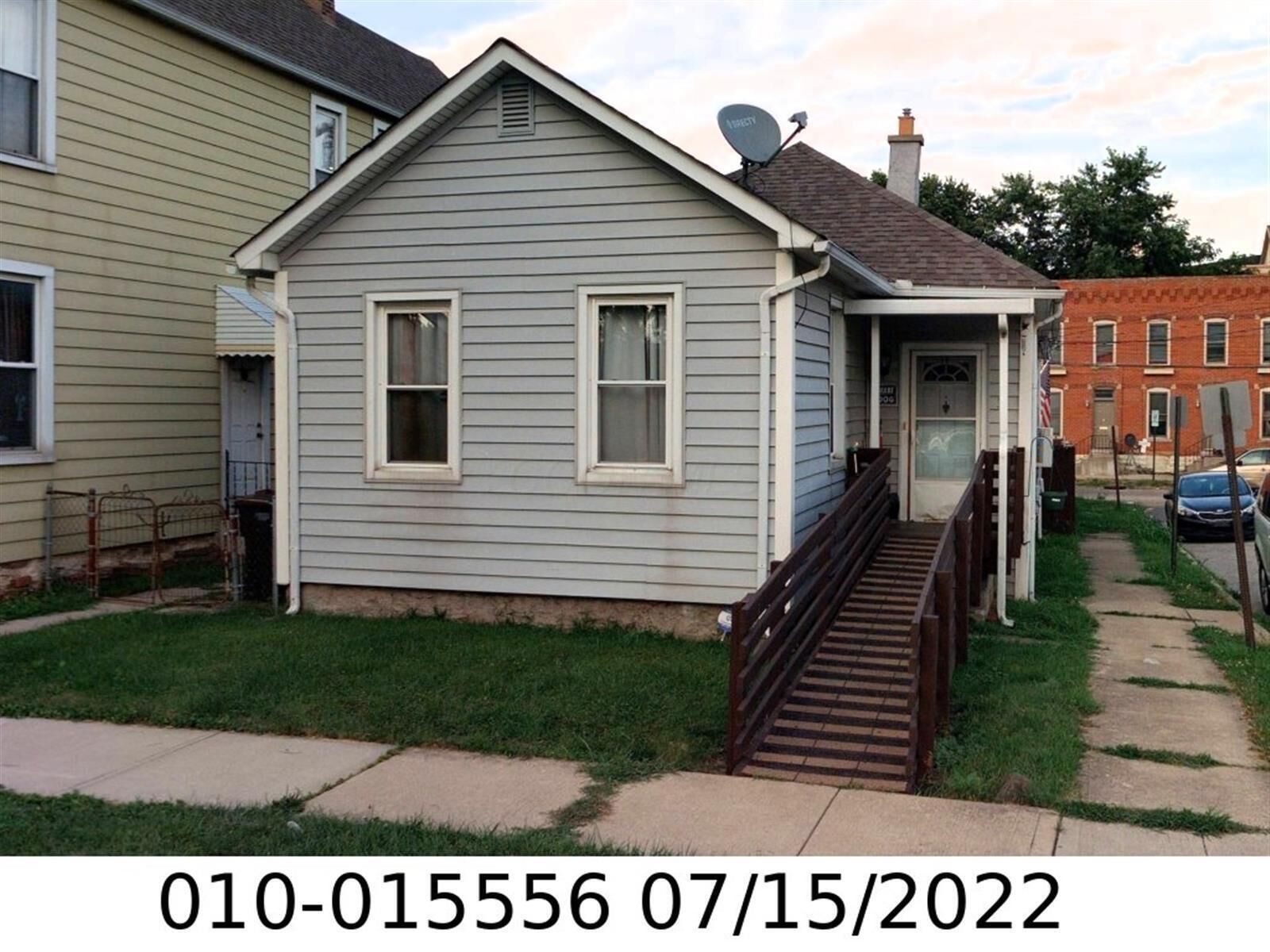 Property Photo:  34 N Gift Street  OH 43215 
