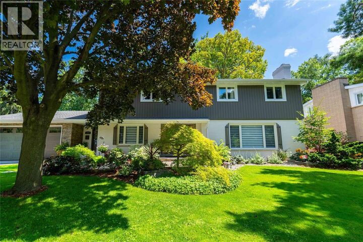 Photo de la propriété: 1272 Glen Douglas Drive ON N7V 3N7