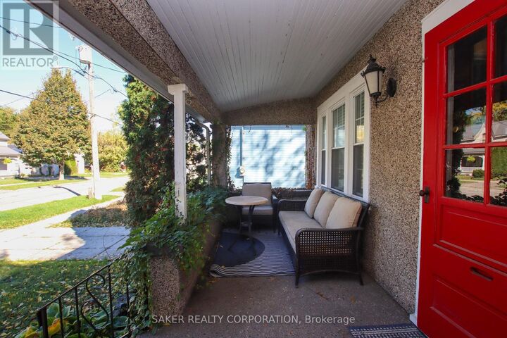Property Photo: 128 Mount Pleasant Avenue ON N6H 1E2