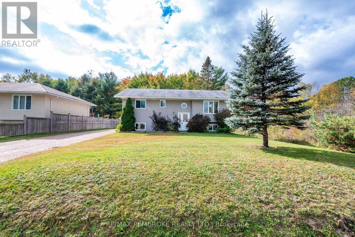Property Photo: 18 Joseph Street ON K0J 1J0