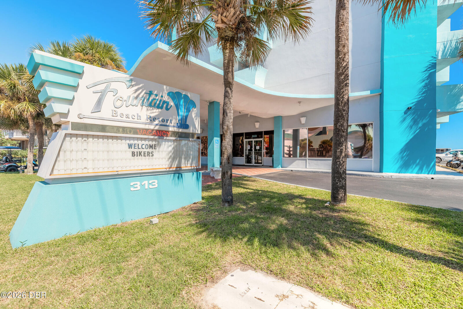 Property Photo: 313 S Atlantic Avenue 420/422 FL 32118