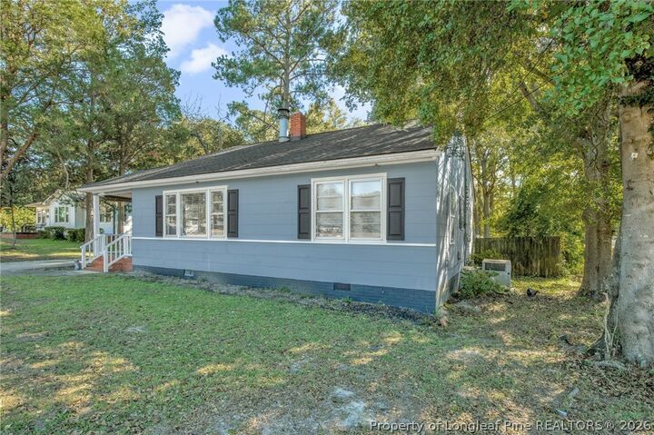 Property Photo:  212 Eastwood Avenue  NC 28301 