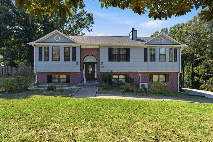 Property Photo: 2748 Victoria Woods Court GA 30519