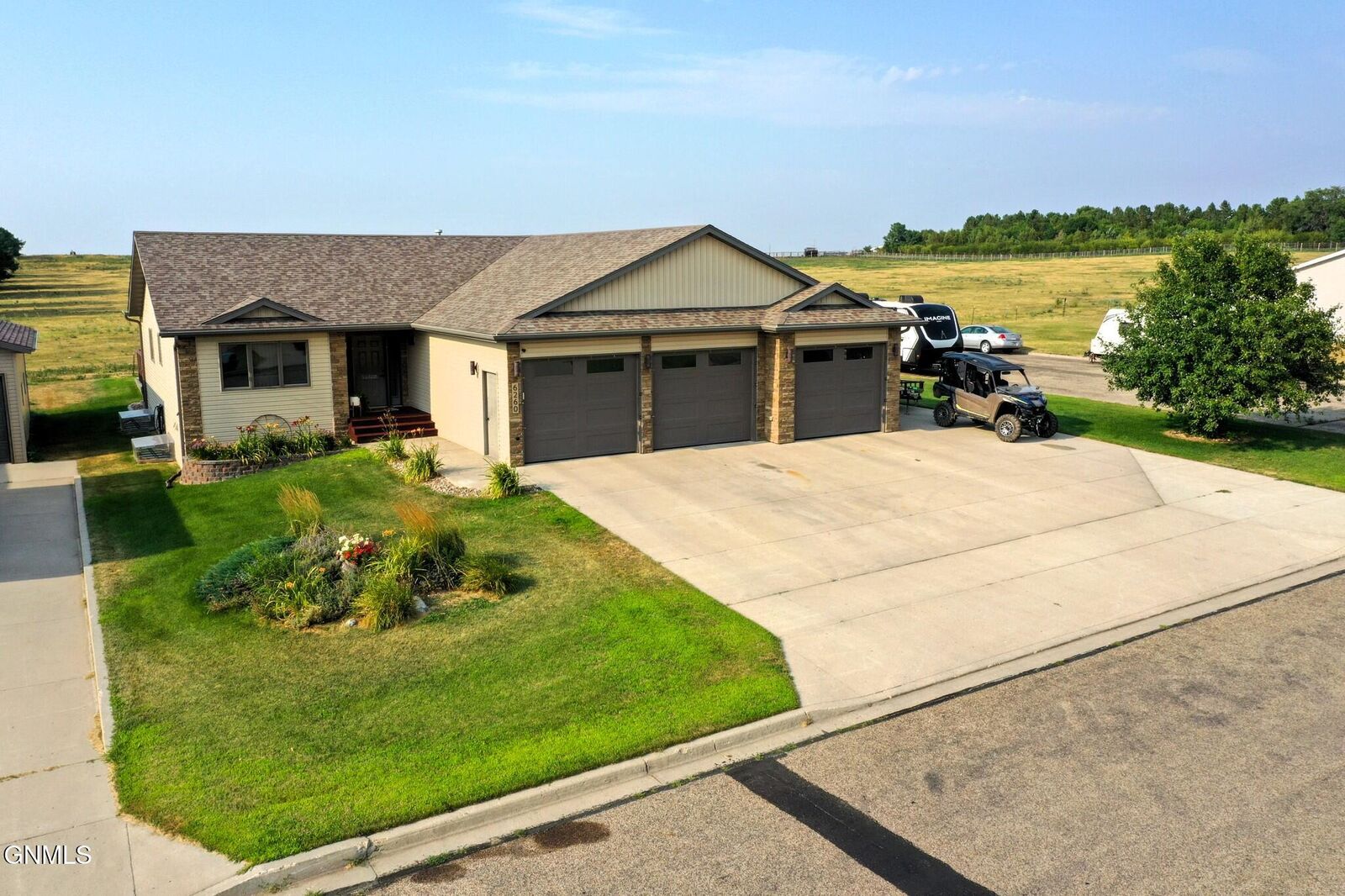 Property Photo: 6260 28th Avenue SE ND 58504
