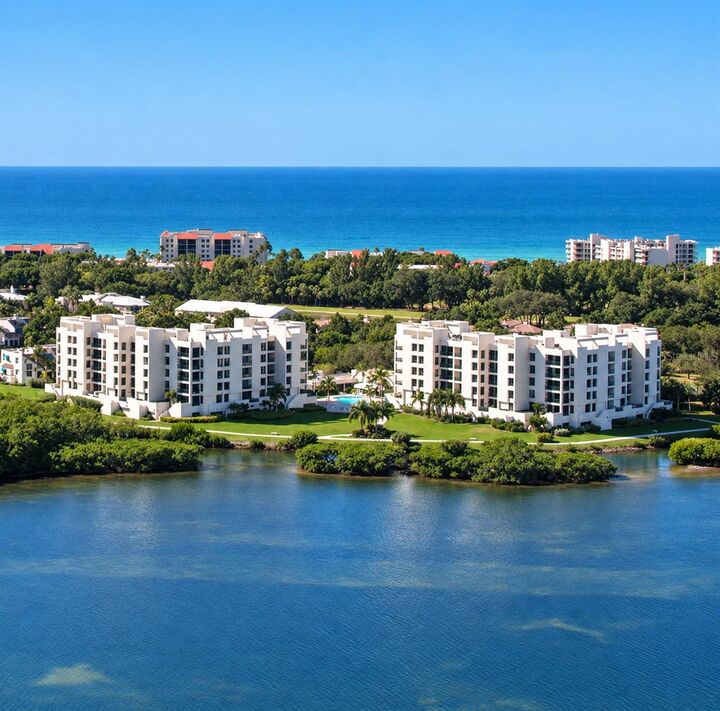 Property Photo:  2110 Harbourside Drive 523  FL 34228 