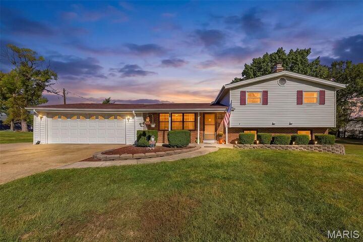 Property Photo:  9 Pedrotti Lane  MO 63366 