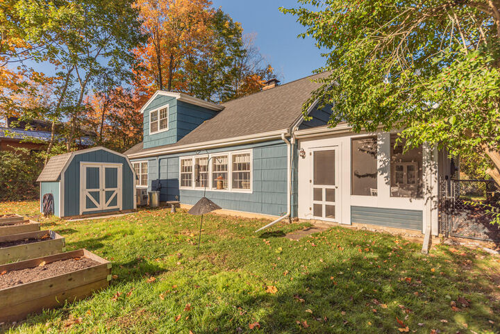 Property Photo: 1490 Pear Street MI 48105
