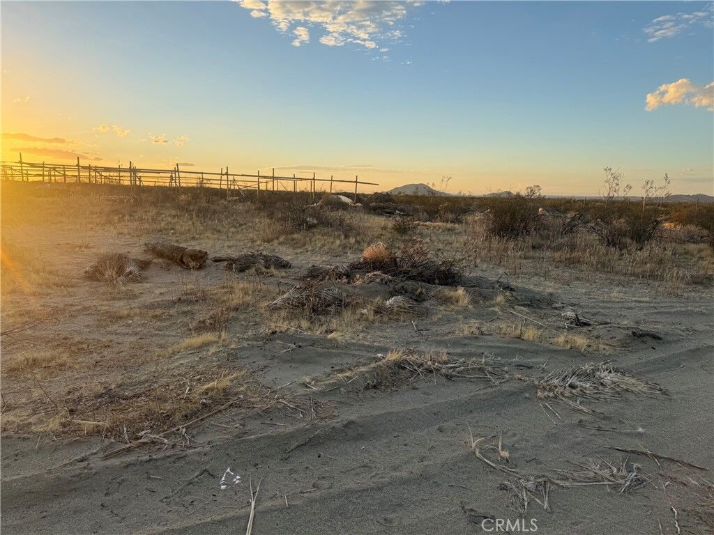 Property Photo:  1 Rancho Road  CA 92301 