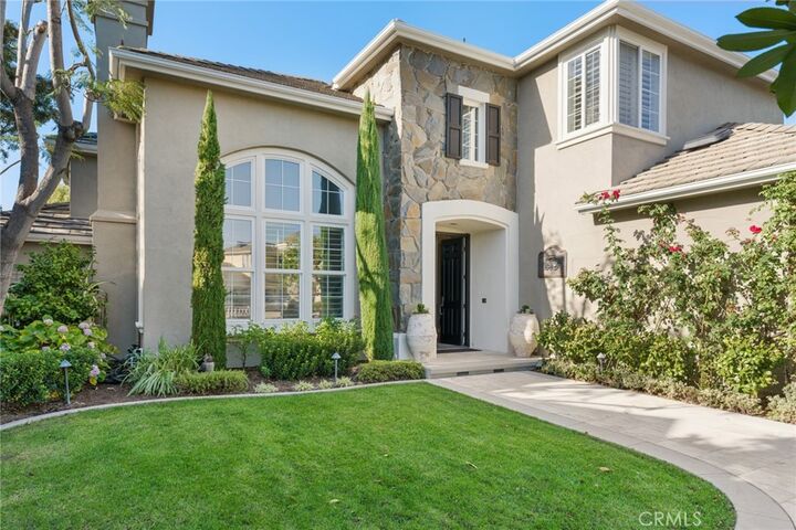 Property Photo:  25 Bridgeport  CA 92657 
