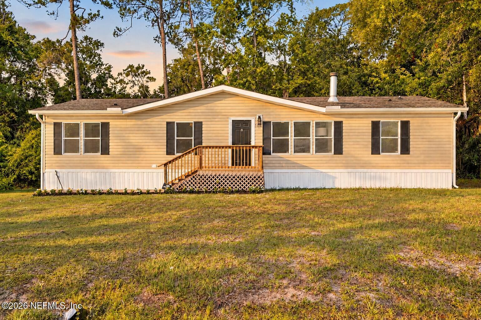 Property Photo:  2318 Coconut Boulevard  FL 32110 