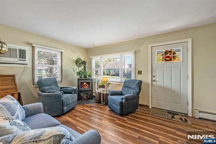 Property Photo:  41 Wanaque Avenue  NJ 07420 