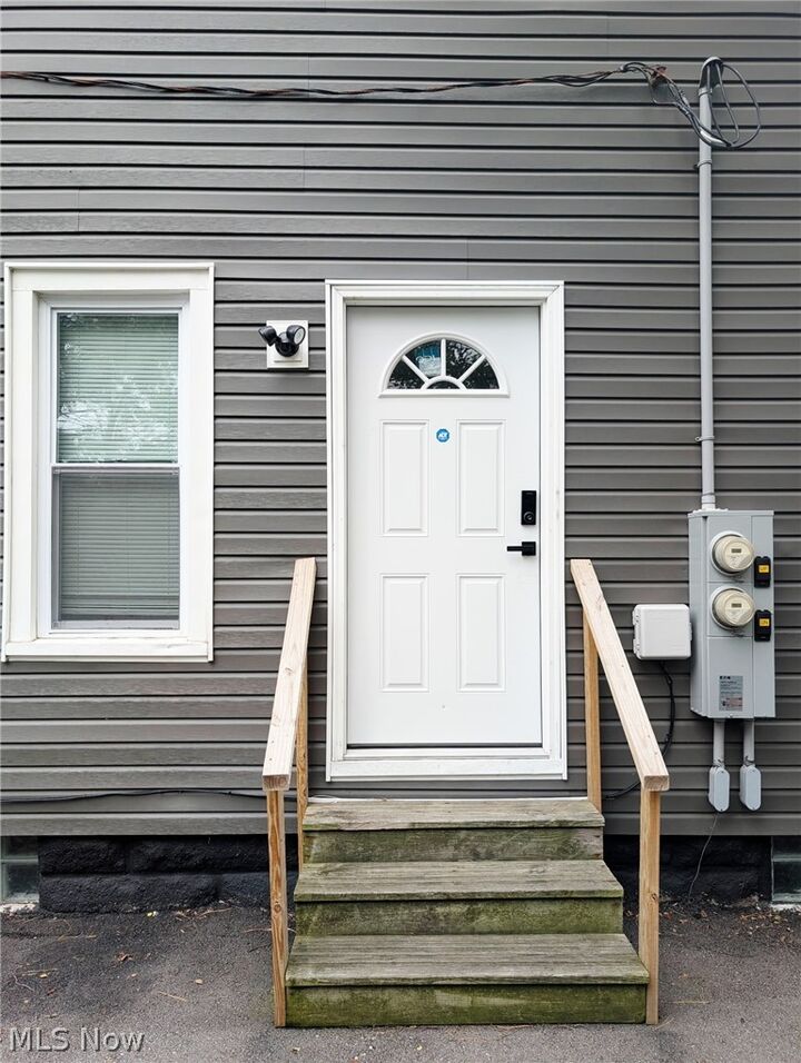 Property Photo: 1431 Rowley Avenue OH 44109