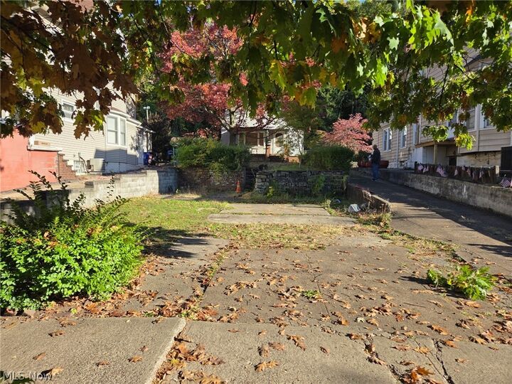 Property Photo:  2211 Murray Hill Road  OH 44106 