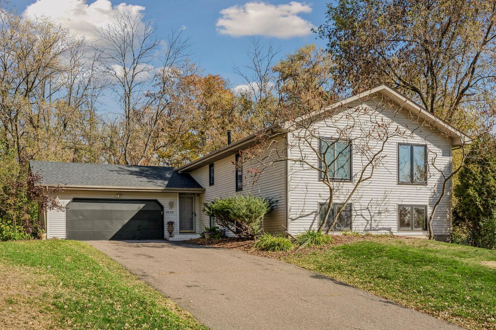 Property Photo: 3620 Evergreen Lane N MN 55441