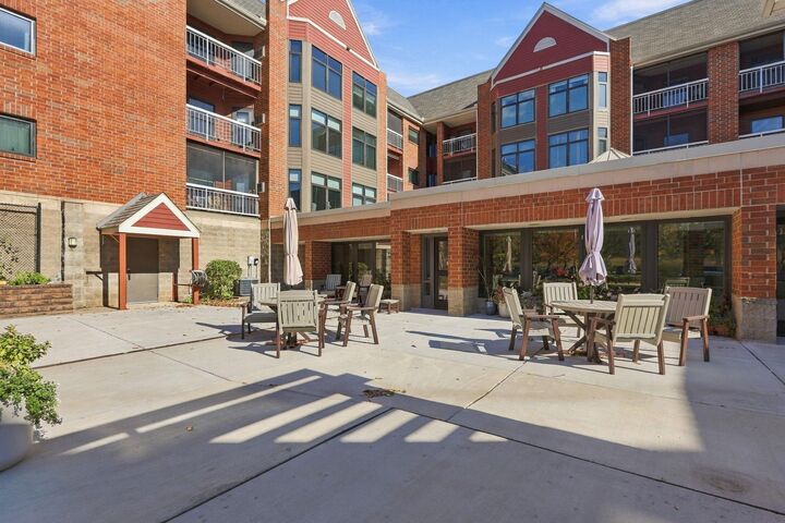 Property Photo:  500 County Road B W 328  MN 55113 