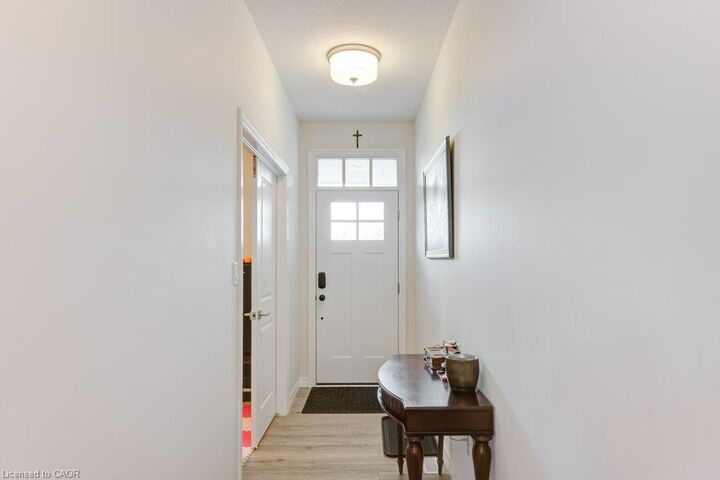 Property Photo: 102 Livingston Drive ON N4G 0J3
