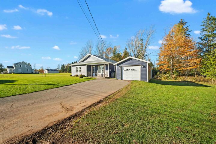Property Photo:  879 Ellerslie Road  PE C0B 1J0 